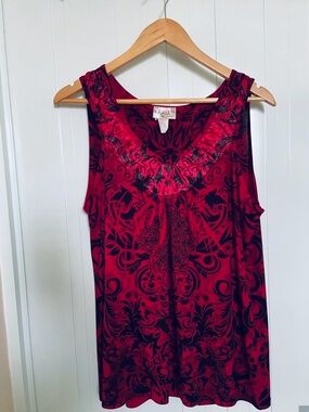 Lavish Red and Black Ruffle Scoop Tank